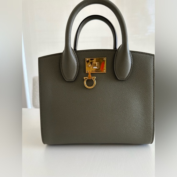 Salvatore Ferragamo Studio Box bag NEW - Picture 3 of 16